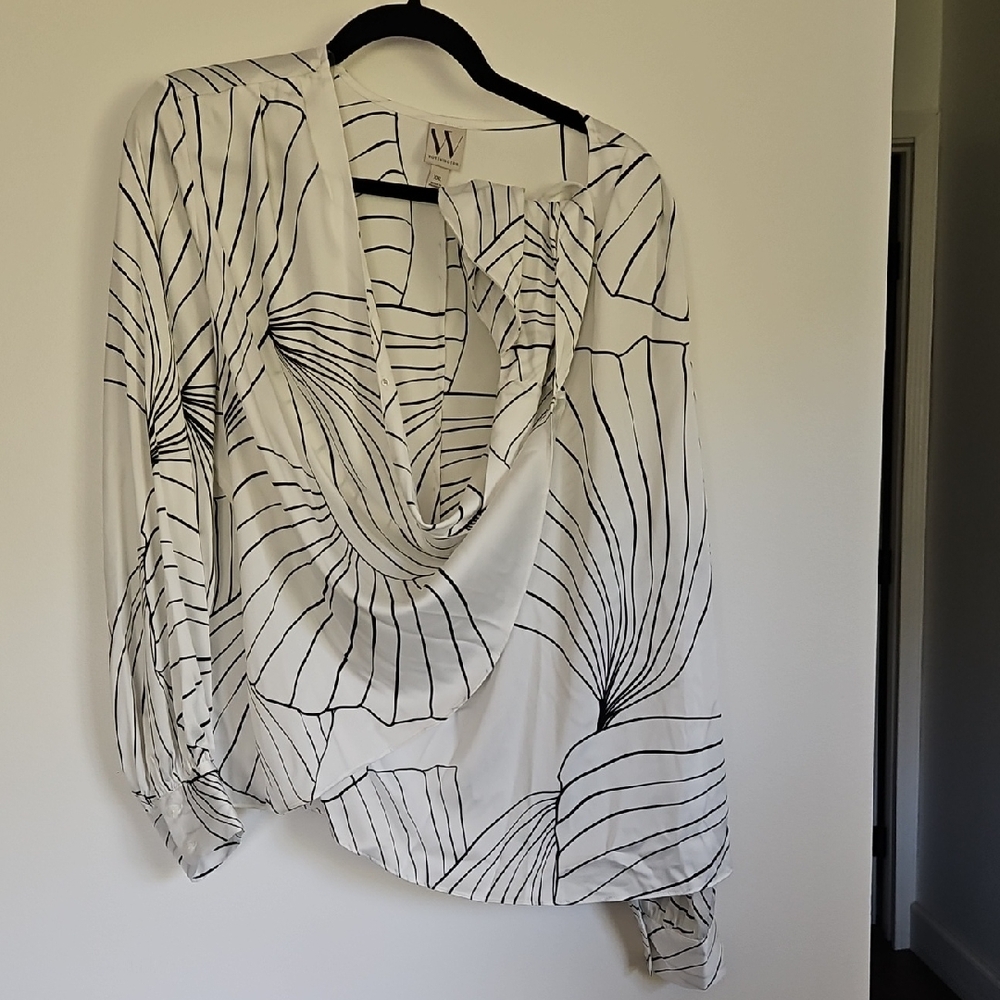 Worthington Black and White Asymmetrical Long Sleeve Blouse